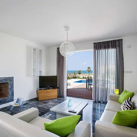 Turquoise ヴィラ パ フォス