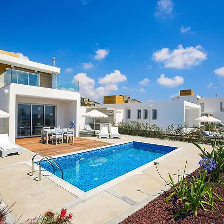 Villa Turquoise *